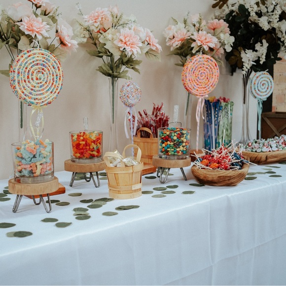 Tall Vase - Picture 4 of 4